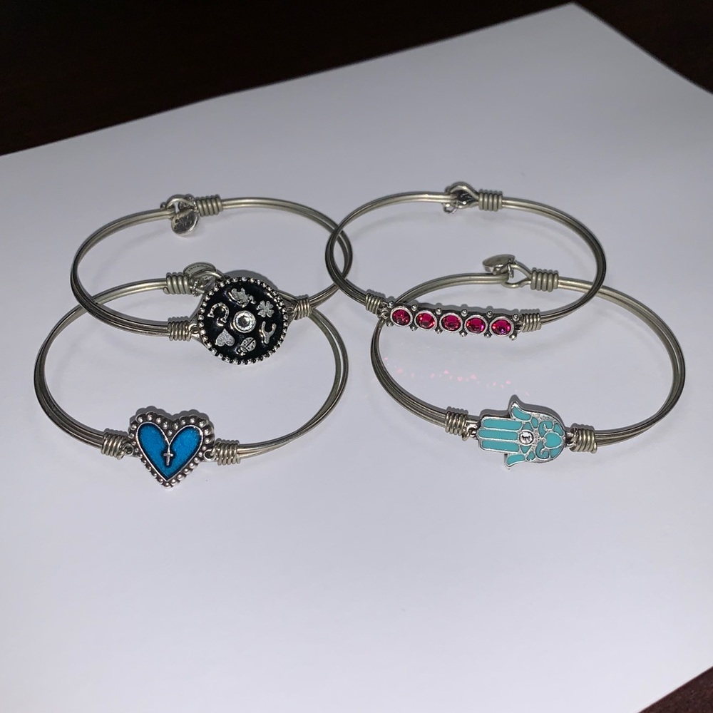 Set of 4 Luca and Danni bangles.